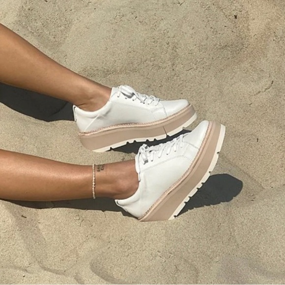 Dolce Vita Toyah Sneakers Women’s 9 Shoes White Leather Platform - Picture 2 of 13